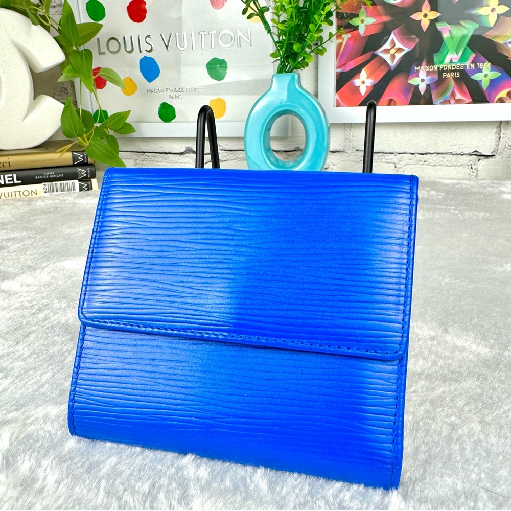 Louis Vuitton Epi Leather Blue Compact Trifold Wallet VINTAGE. NICE! - Picture 2 of 16
